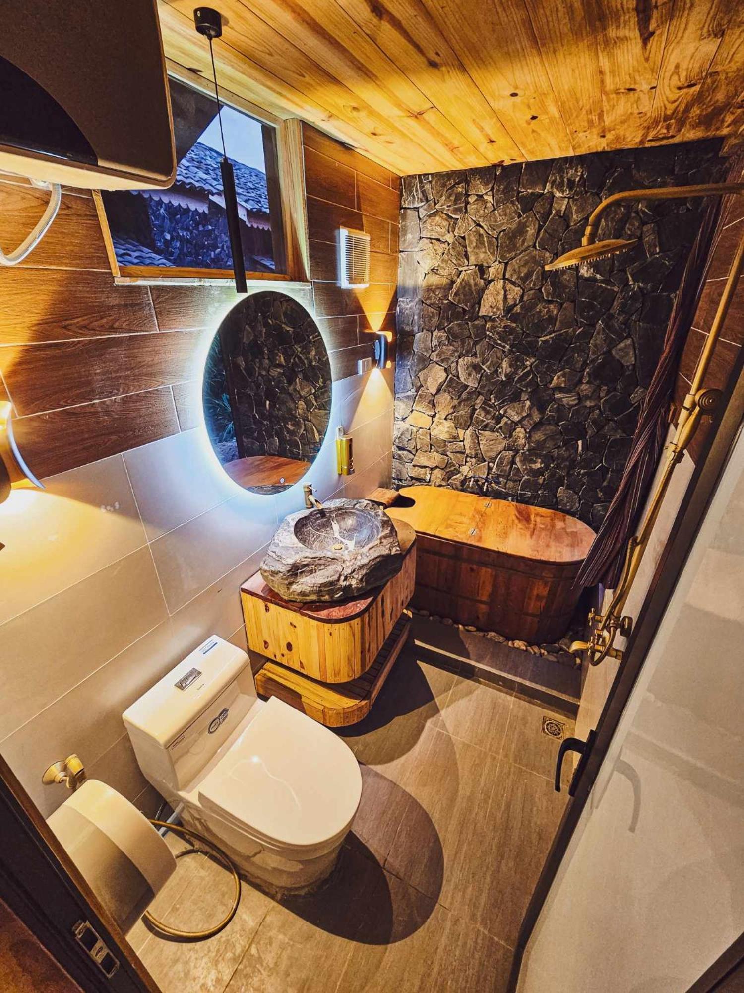 Chien'S Lodge Du Gia Làng Cac Kültér fotó