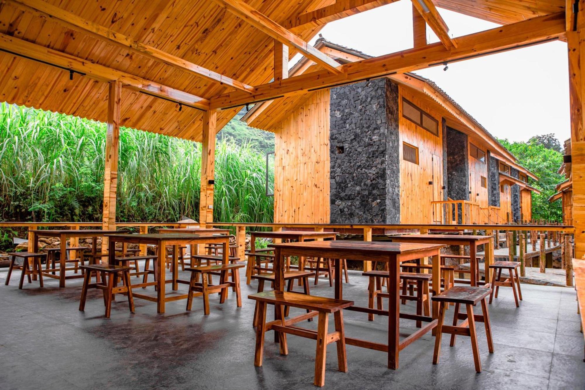Chien'S Lodge Du Gia Làng Cac Kültér fotó