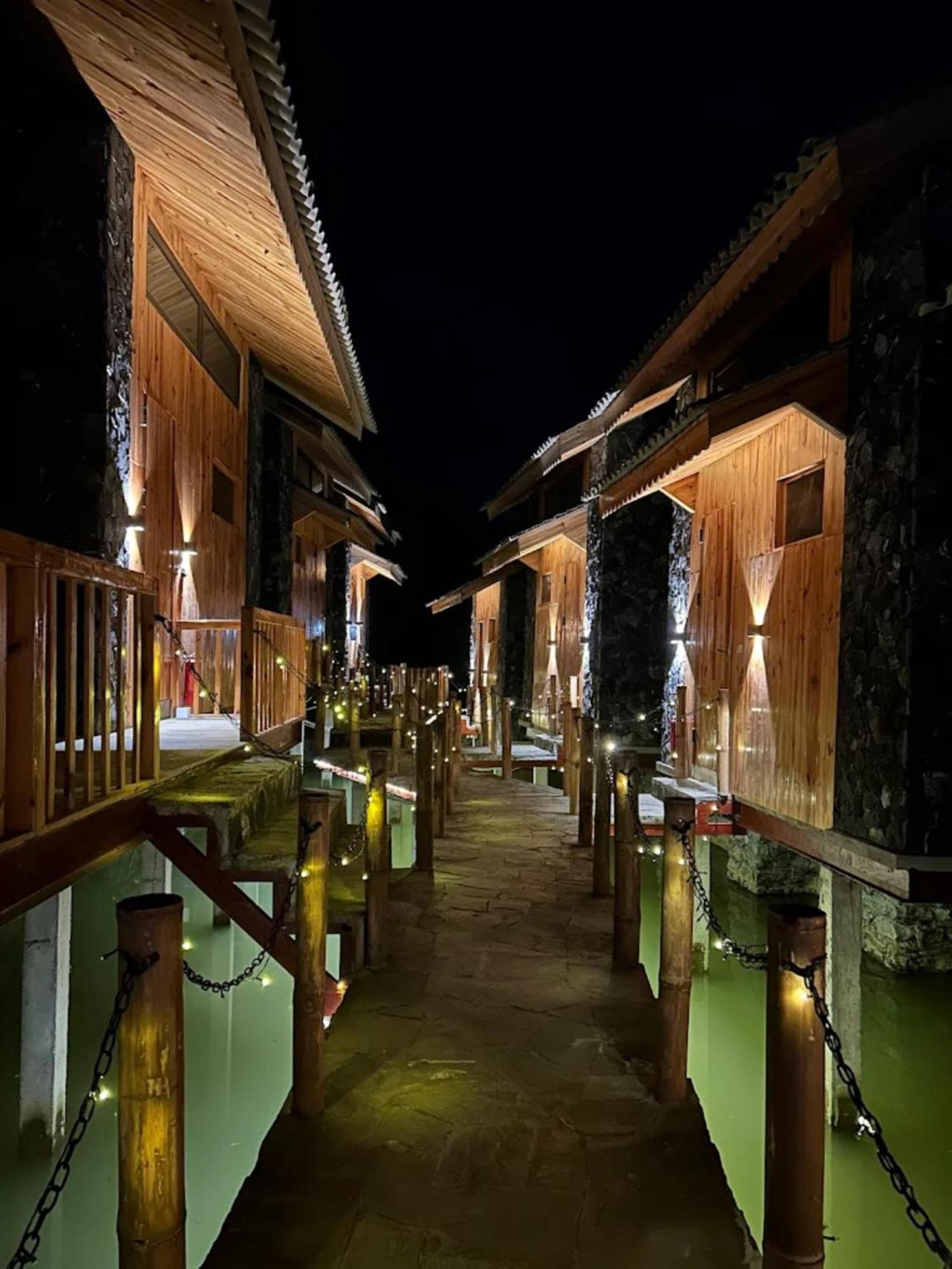 Chien'S Lodge Du Gia Làng Cac Kültér fotó